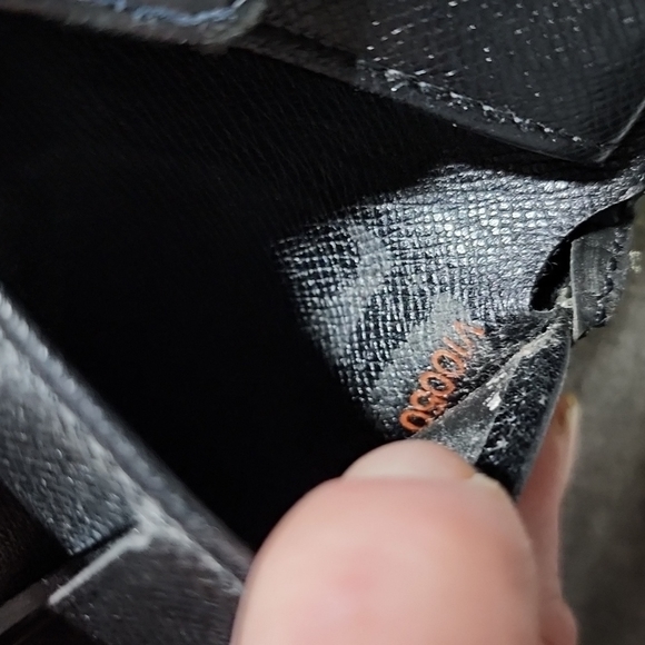 Louis Vuitton Mens Black Epi leather "Marco" wallet 100%AUTHENTIC - Picture 6 of 6